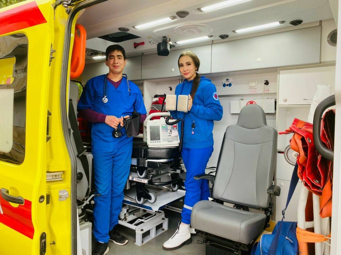 Самая красивая медсестра