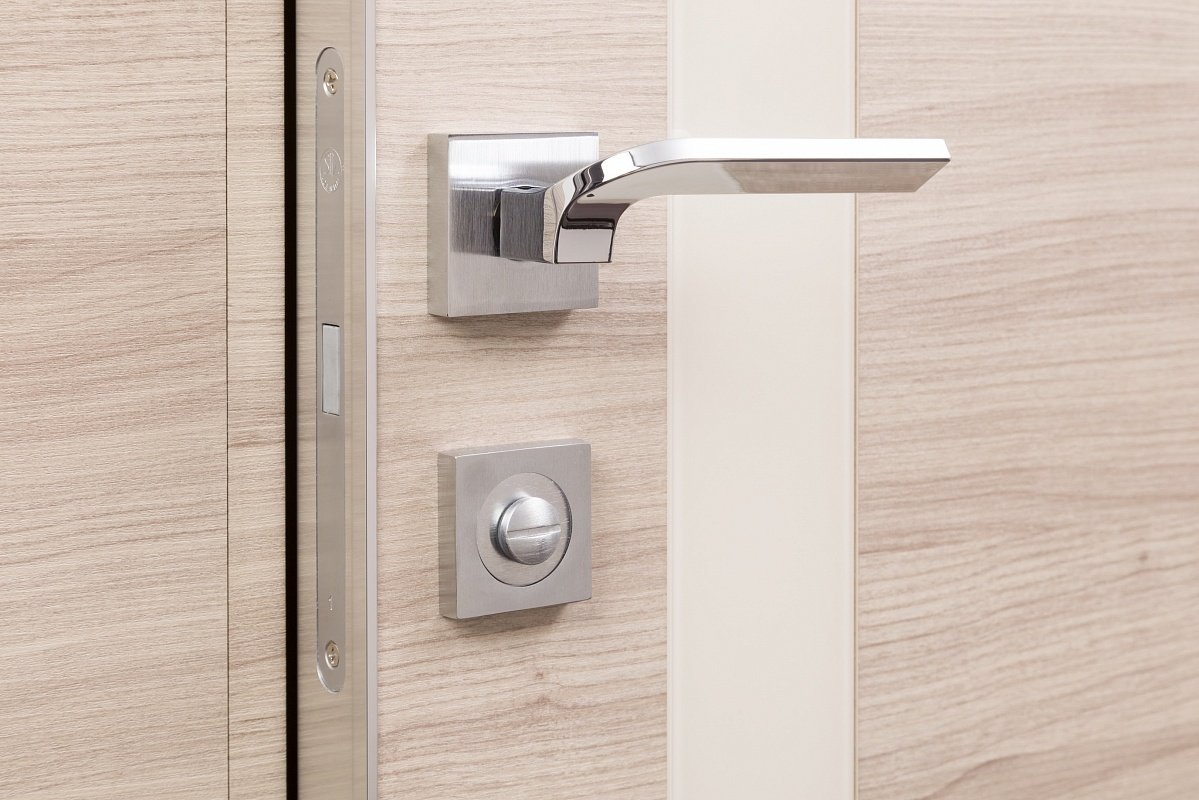 Металлические двери фон