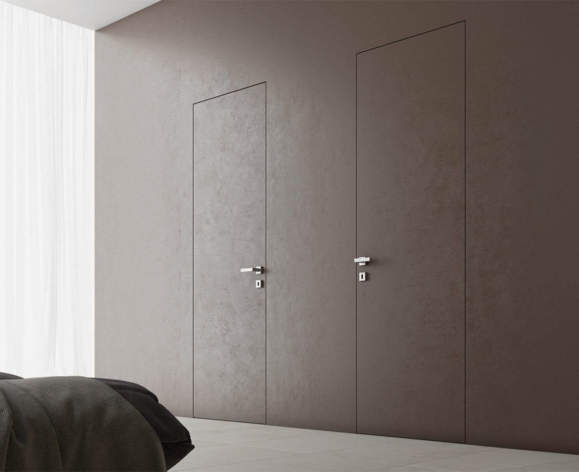 Открывает дверь