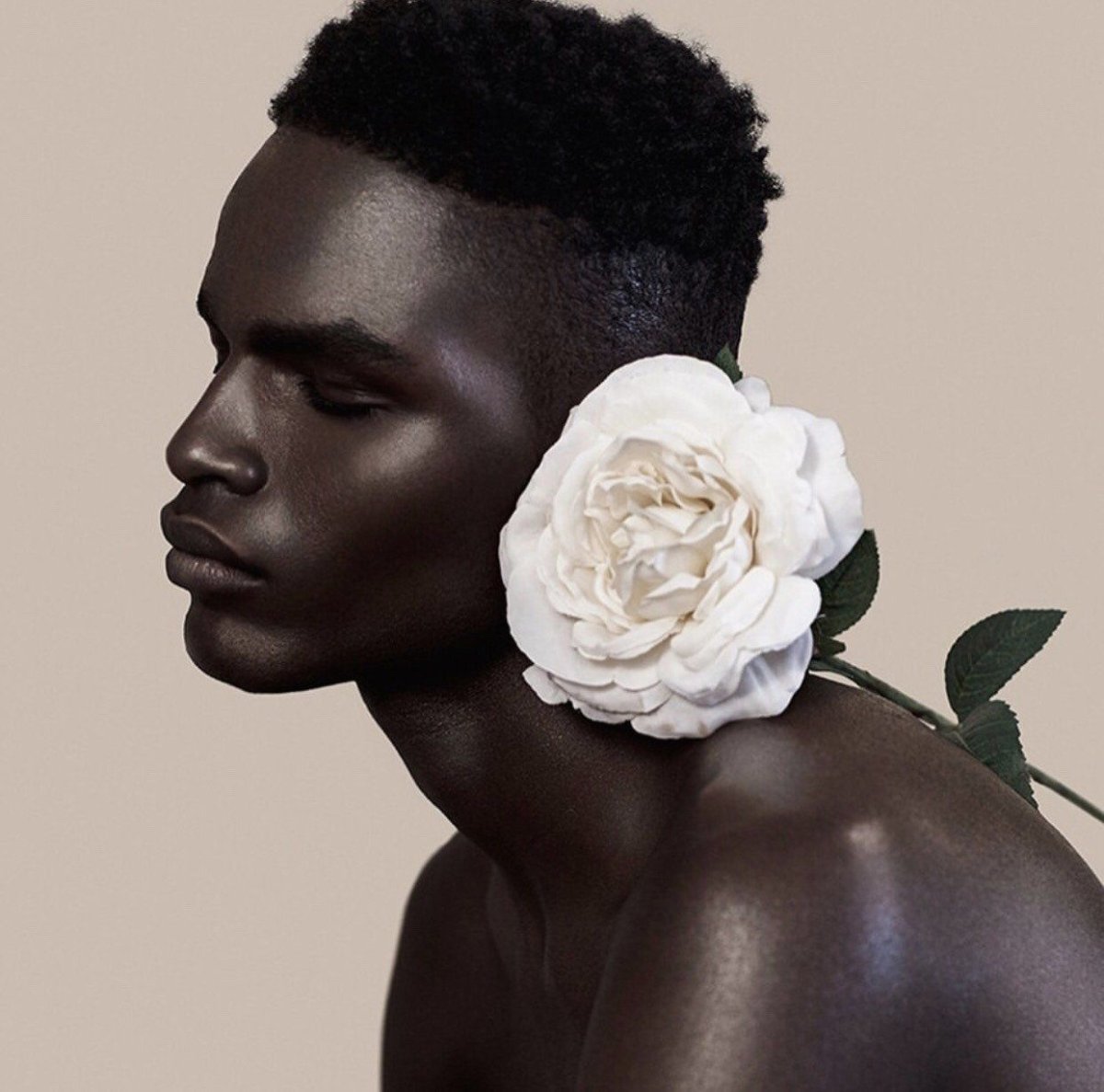 Чернокожий мужчина