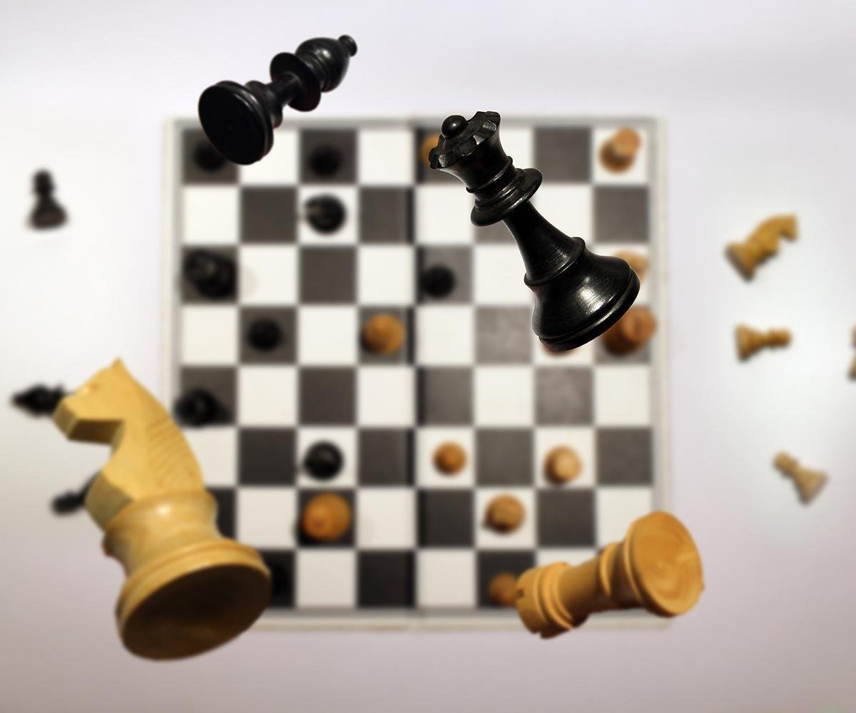 Шахматная абстракция