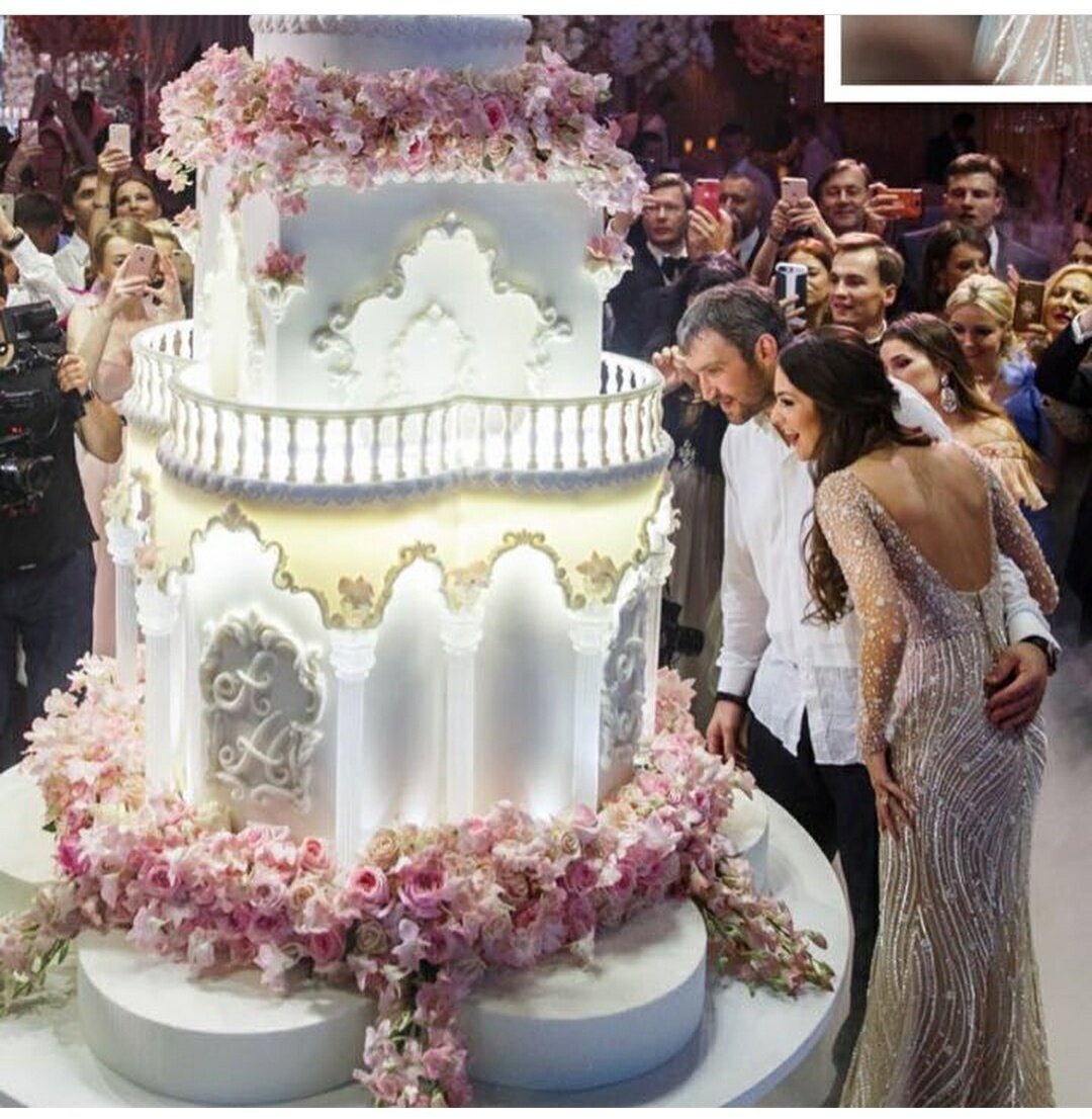 Стильный свадебный торт