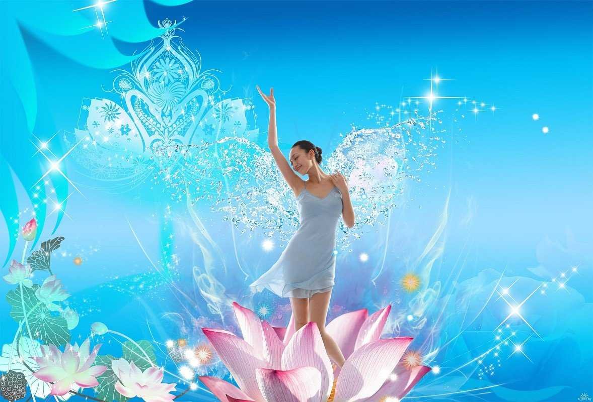 Девушка с лотосом