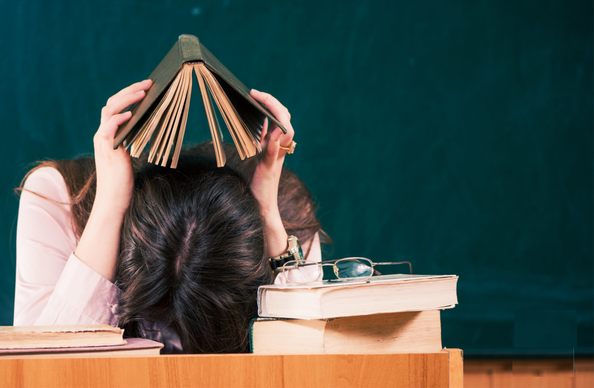 Грустный учитель картинки