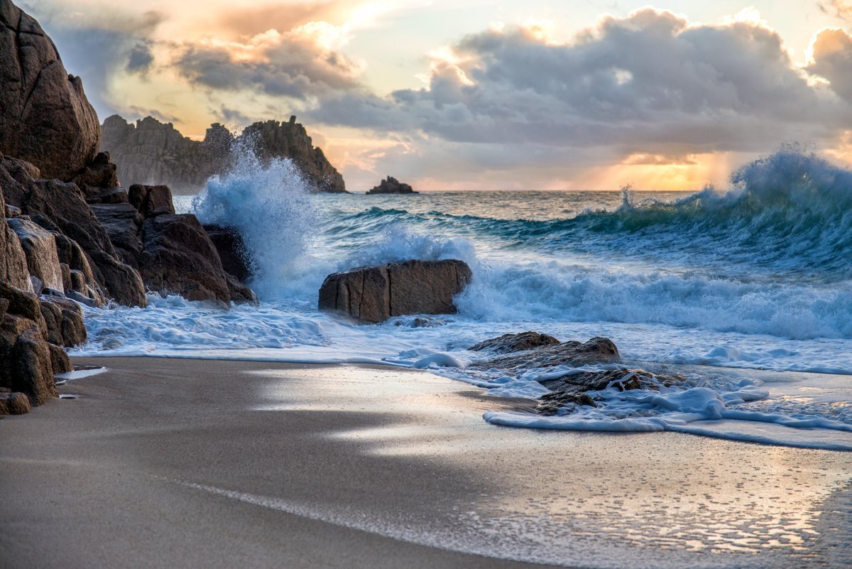 Море волны берег