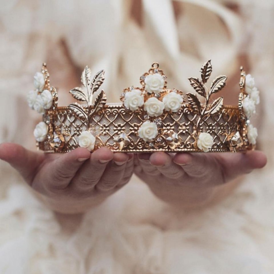 Корона Эстетика