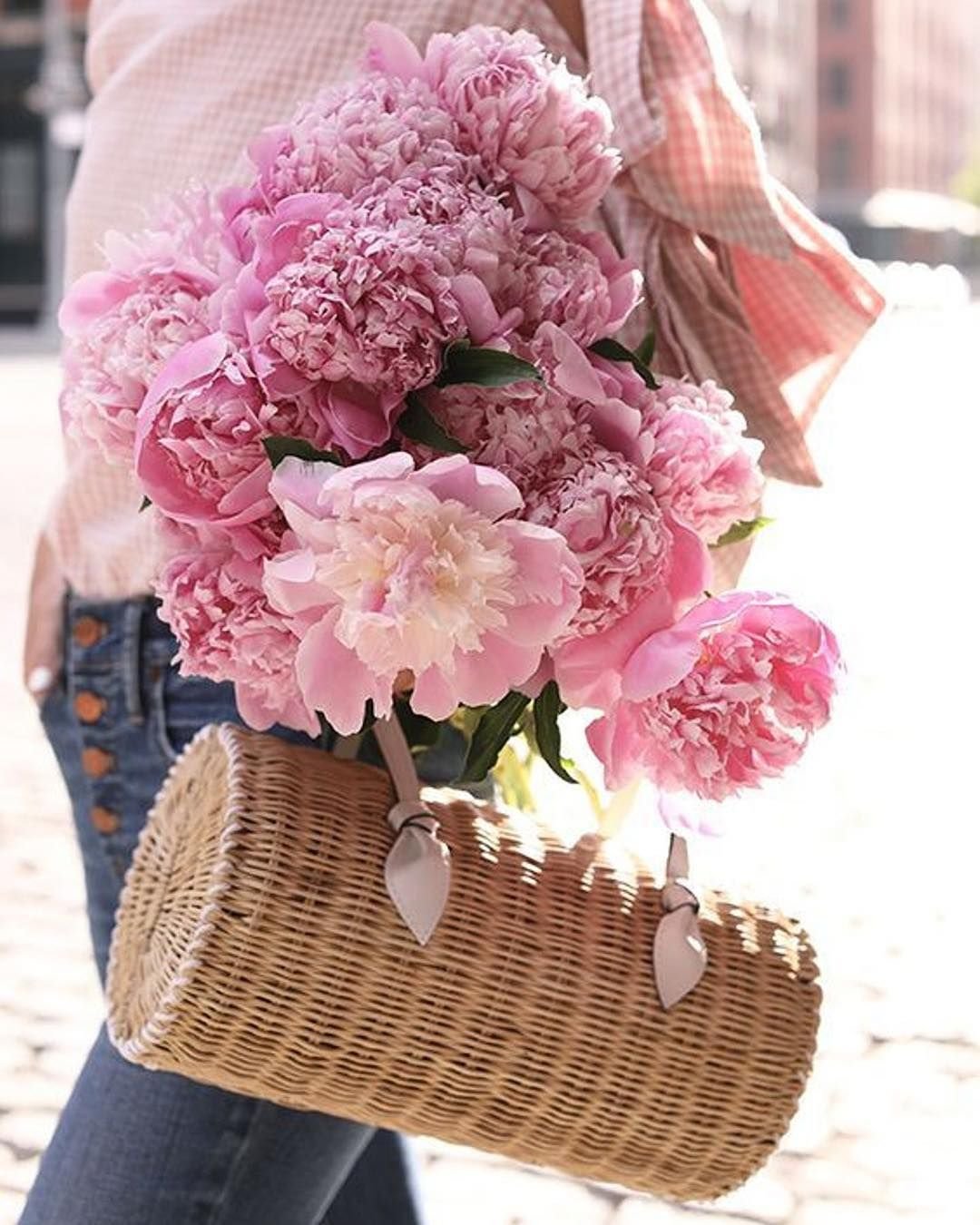 Букет розовые пионы