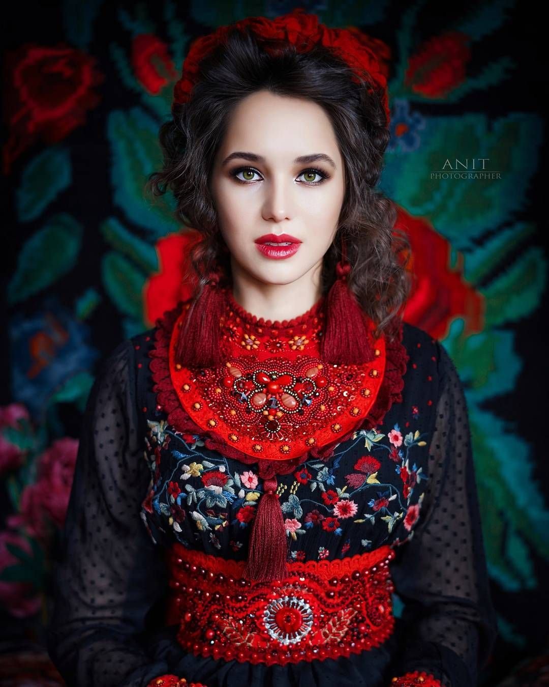 Любовь Михалева Диковина