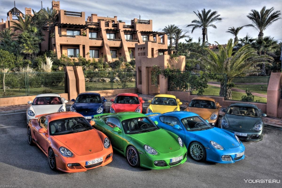 Разноцветные машины