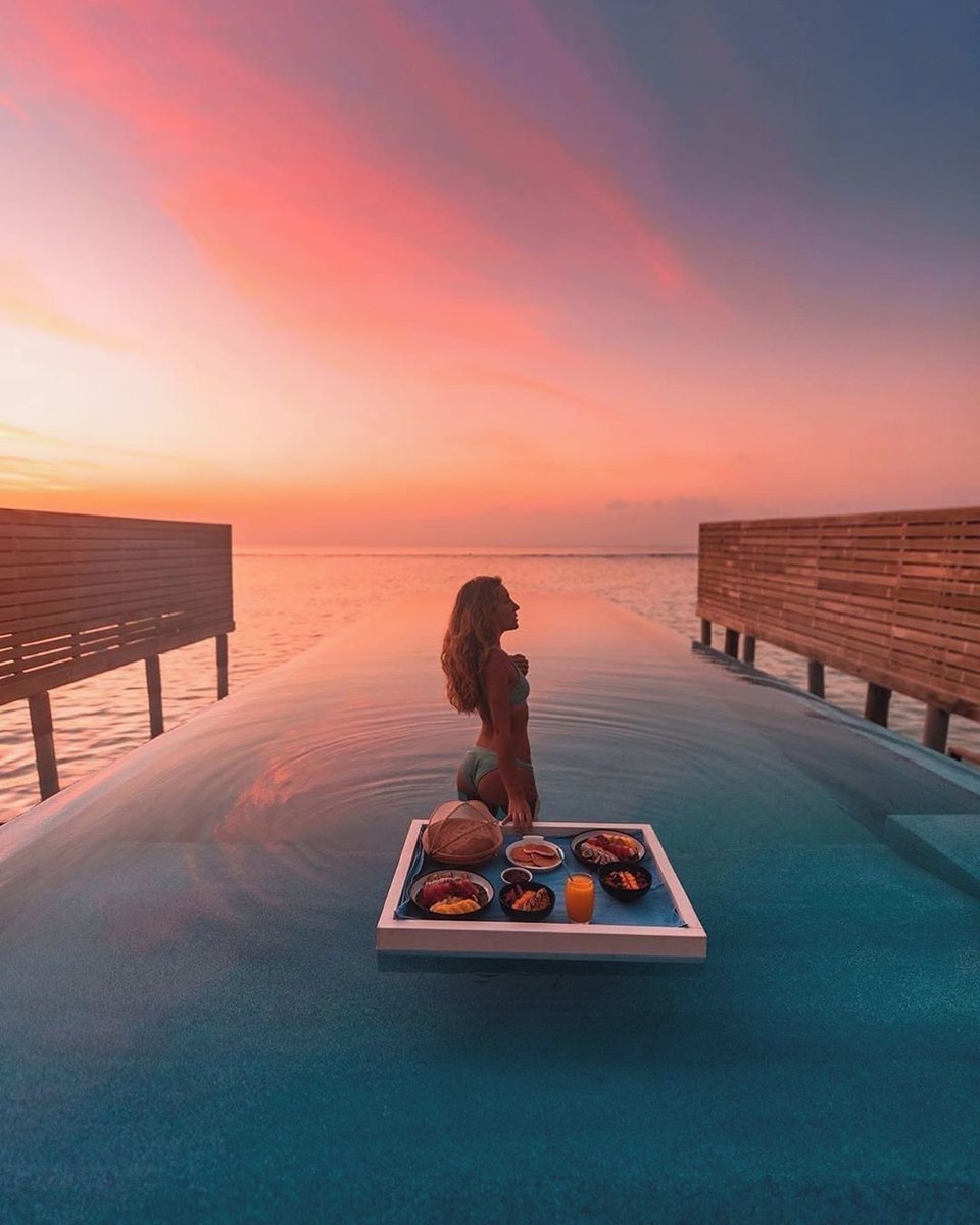 Рассвет на Мальдивах