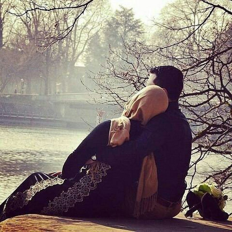 Мусульманские пары со спины