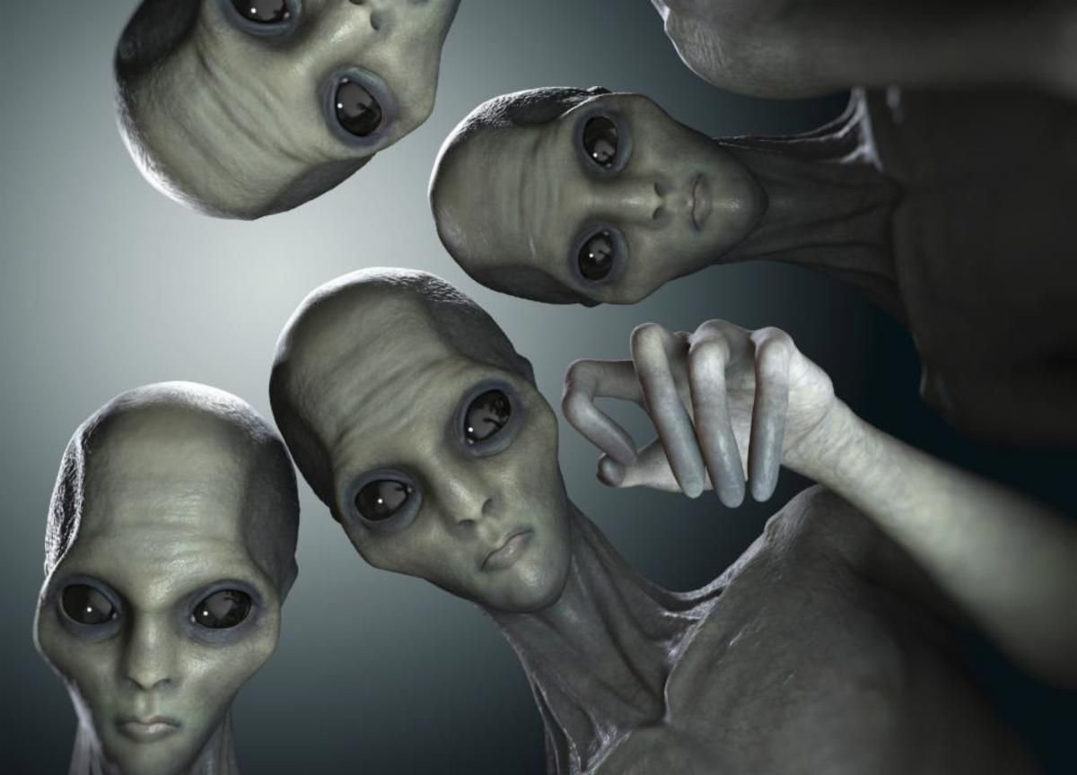 Семейка инопланетян