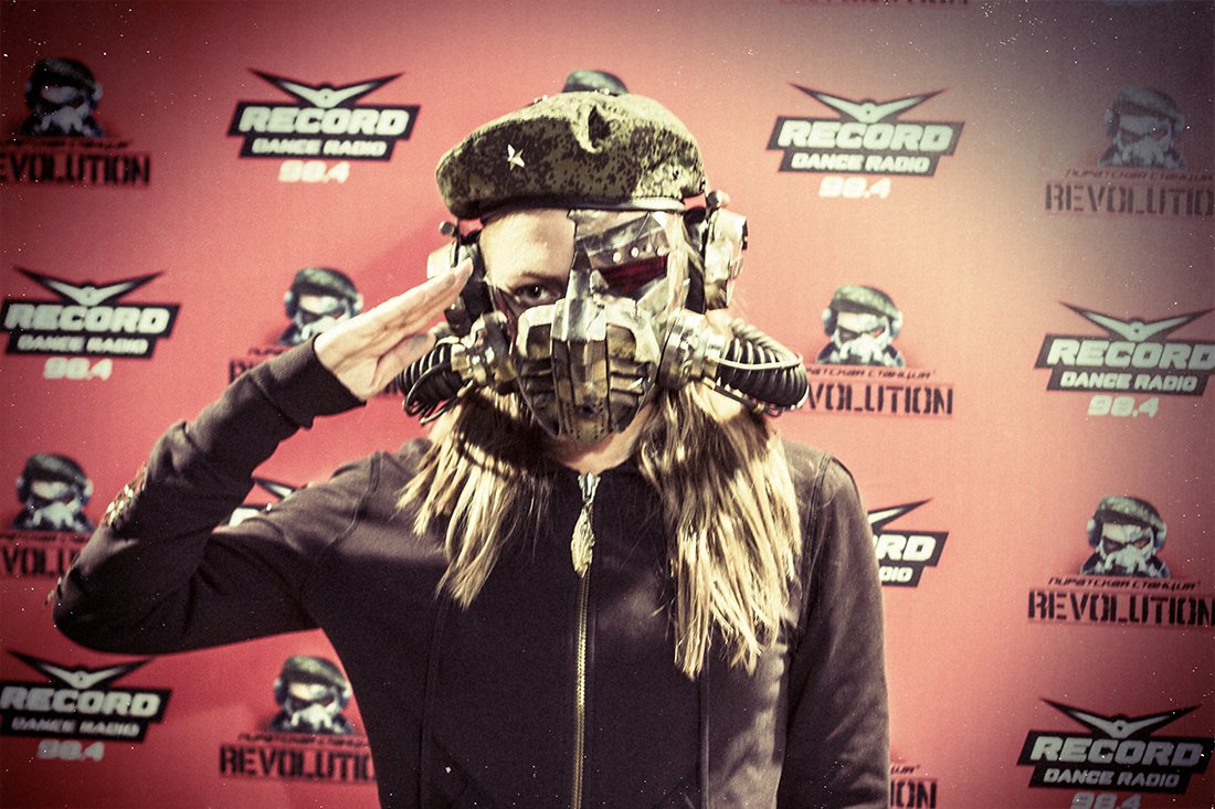 Пиратская станция 2013