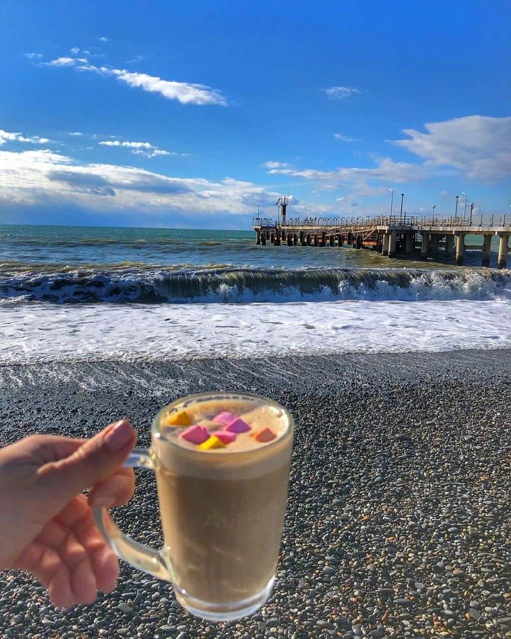 Кофе и море