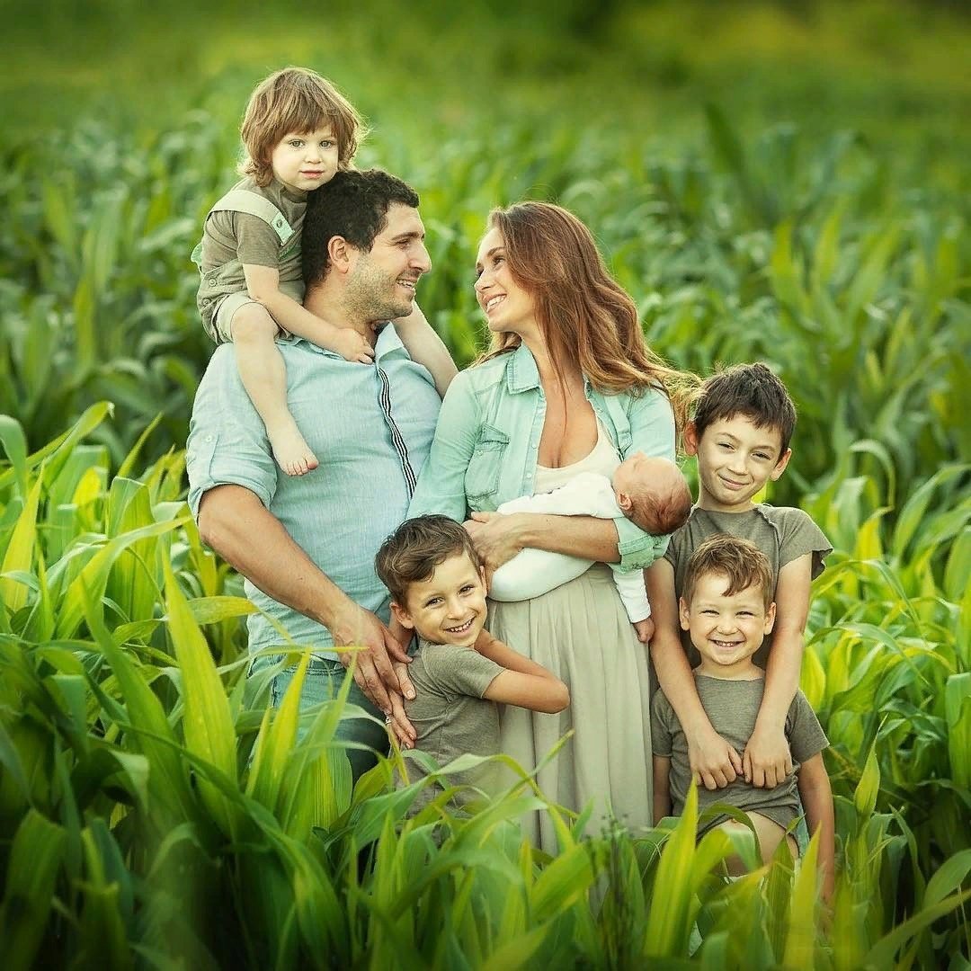 Семейное счастье надпись