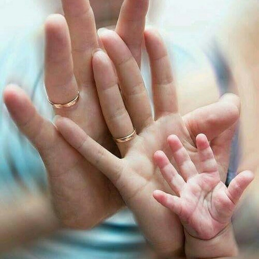 Силуэт счастливой семьи