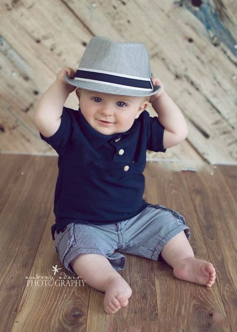 Красивые малыши мальчики