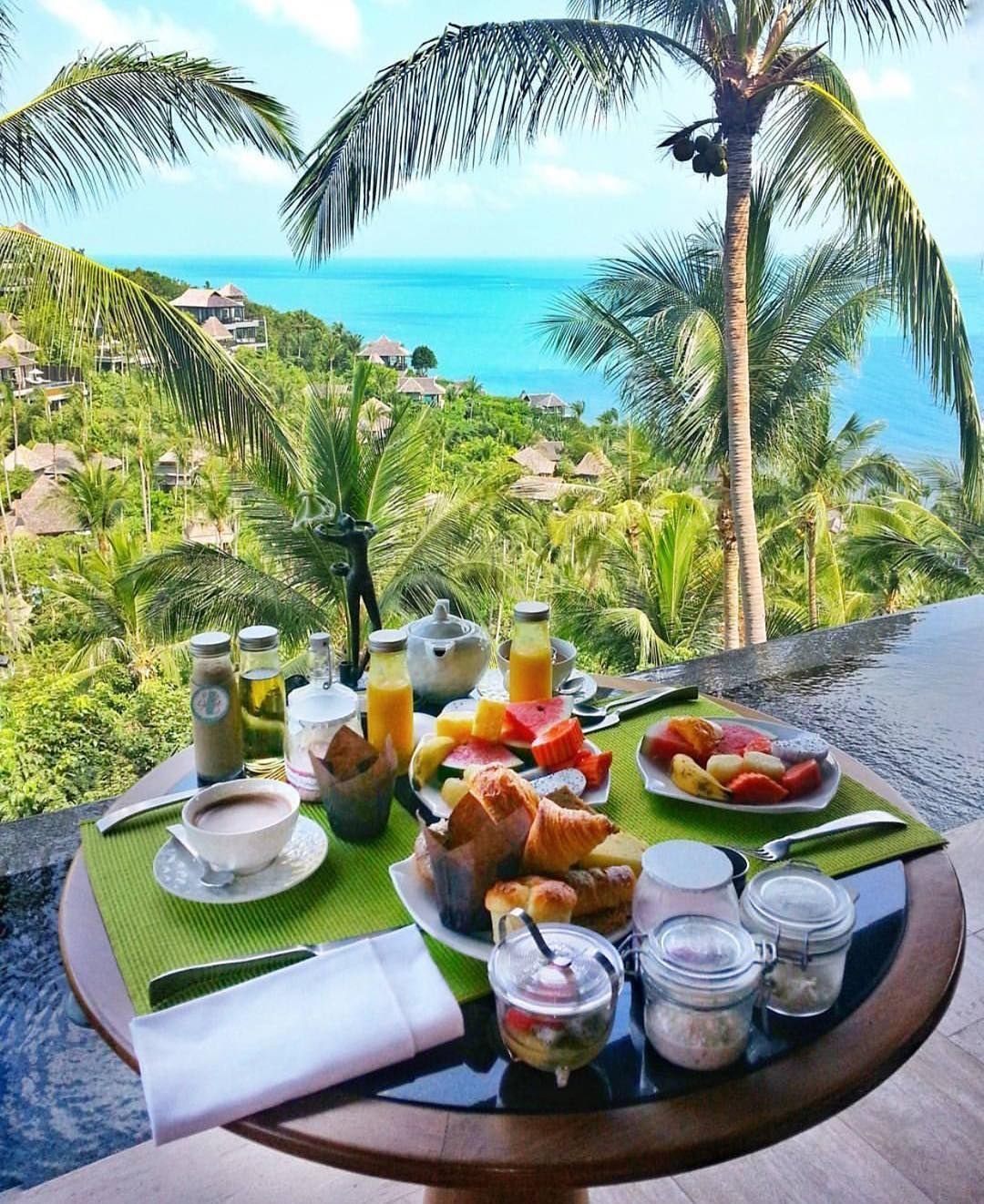 Завтрак на острове