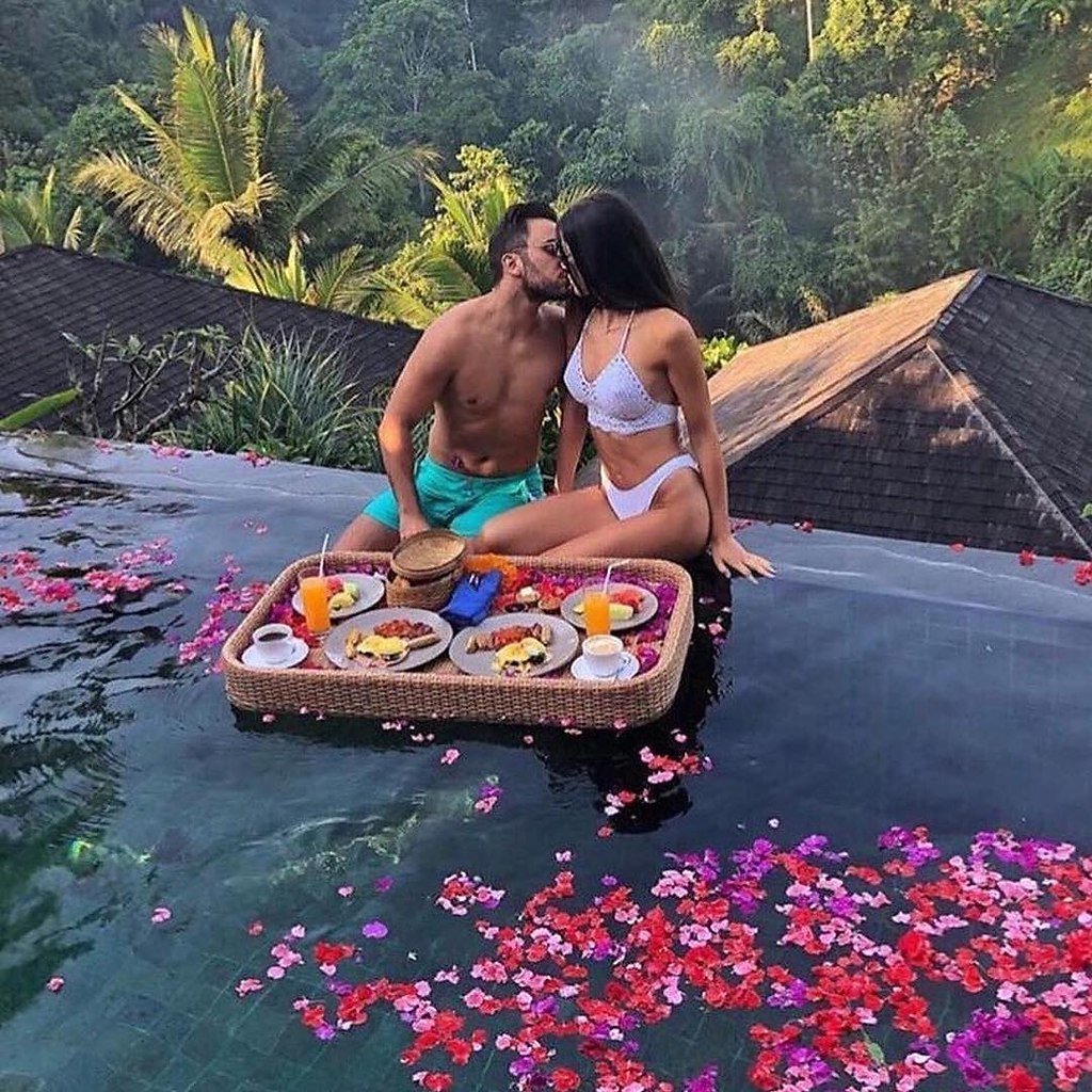 Влюбленные на Бали