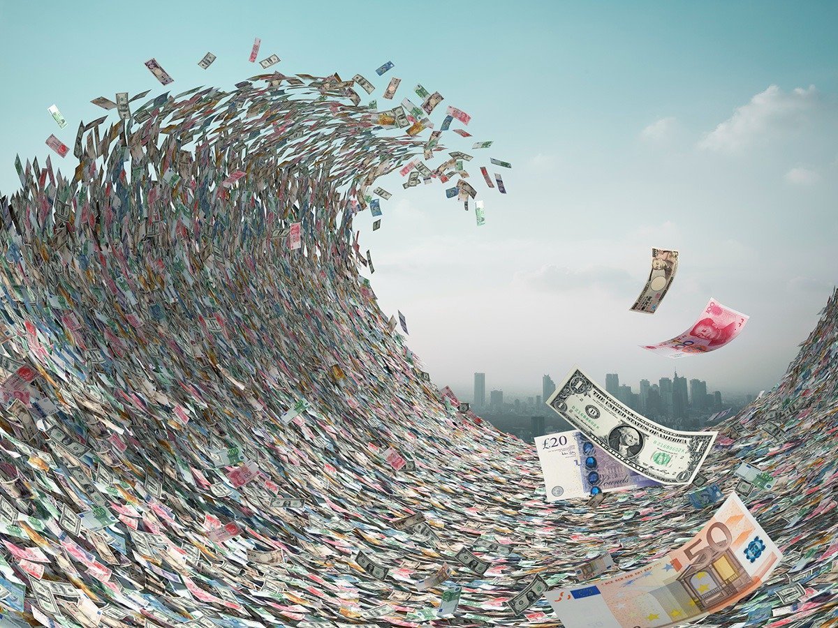 Пускать деньги на ветер