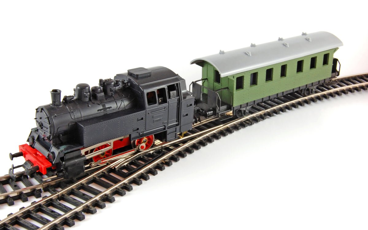 Игрушечные поезда Игрушечные поезда Локомотив Локомотив