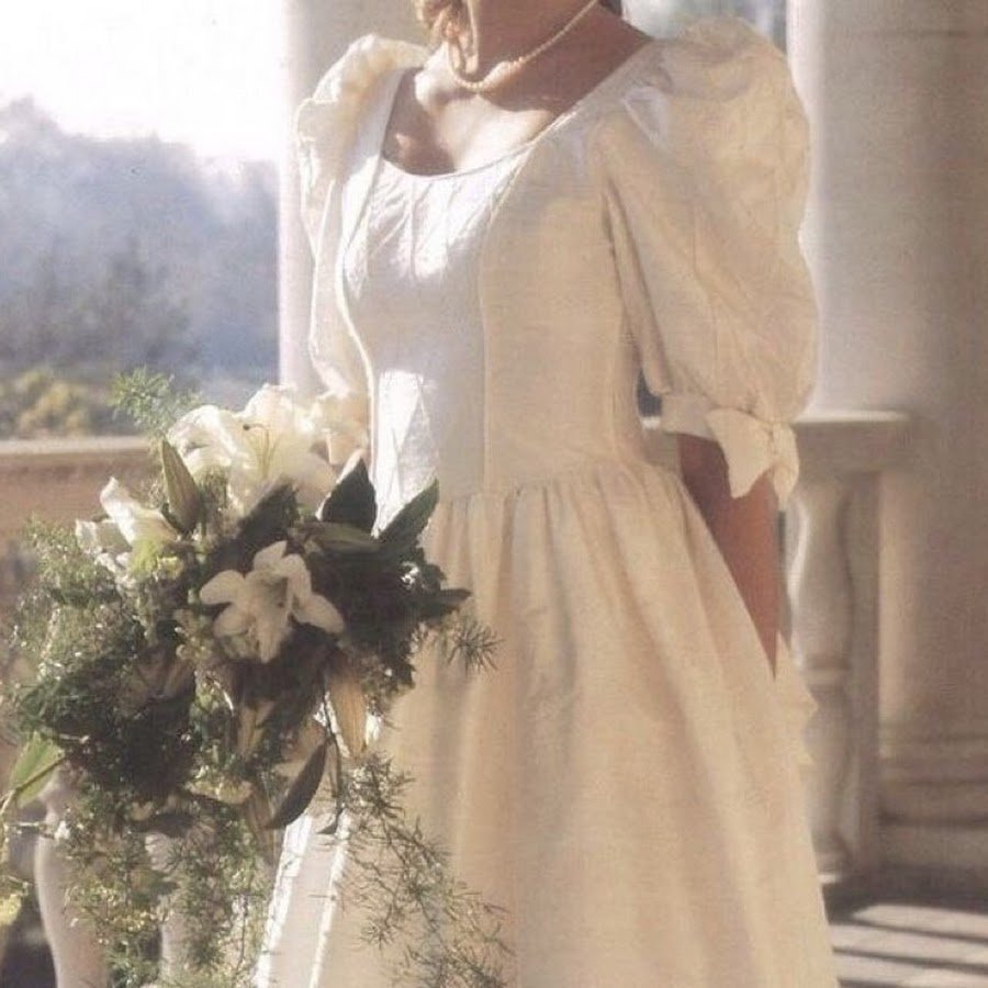 Свадеюное платье в сьтле стим панк