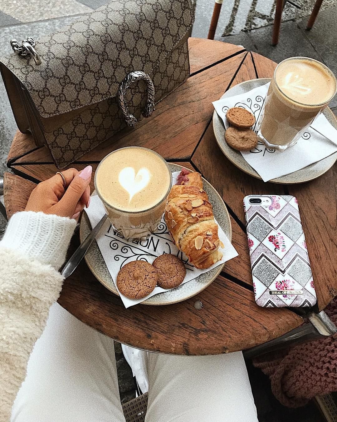 Осенние пейзажи с кофе