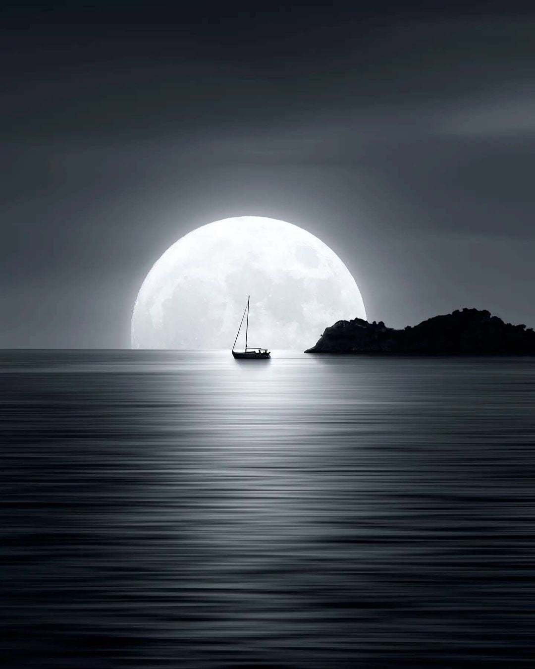 Спокойной ночи Лунная дорожка