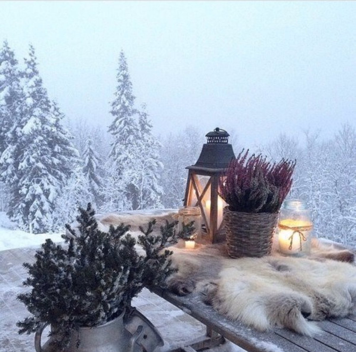 Уютный плед камин