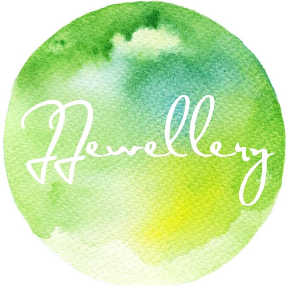 Акварельное пятно зеленое