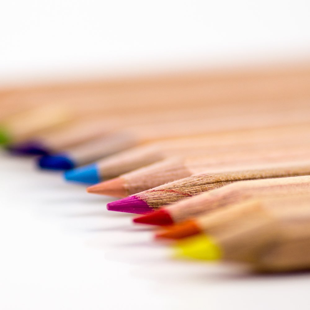 Кисти и краски