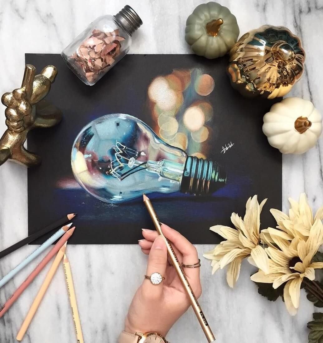 Бумага и цветные карандаши