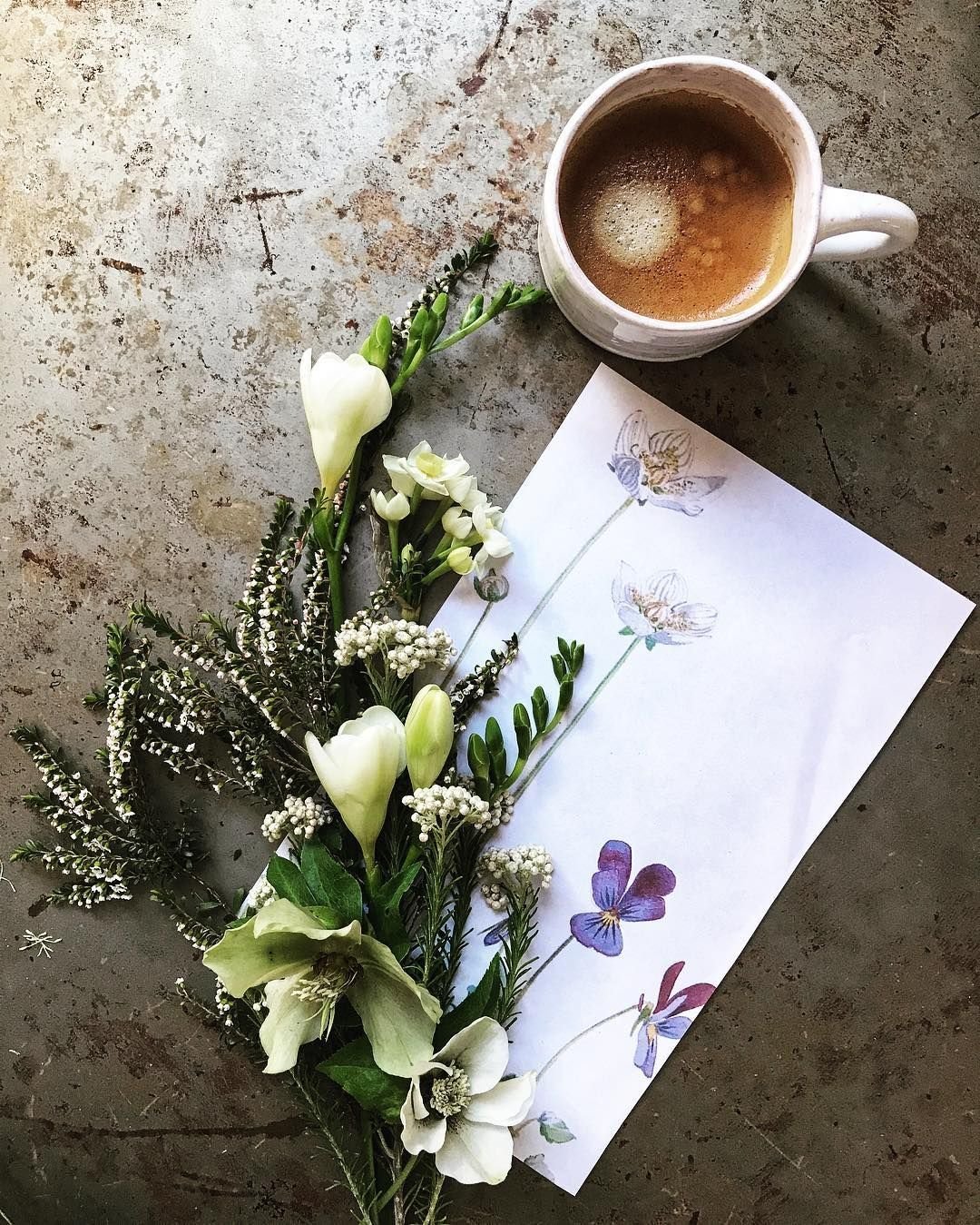 Завтрак с цветами