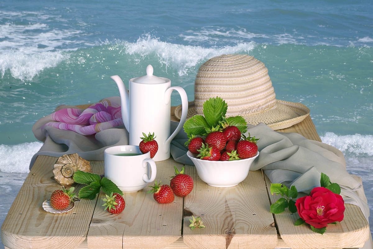 Летнее утро на море