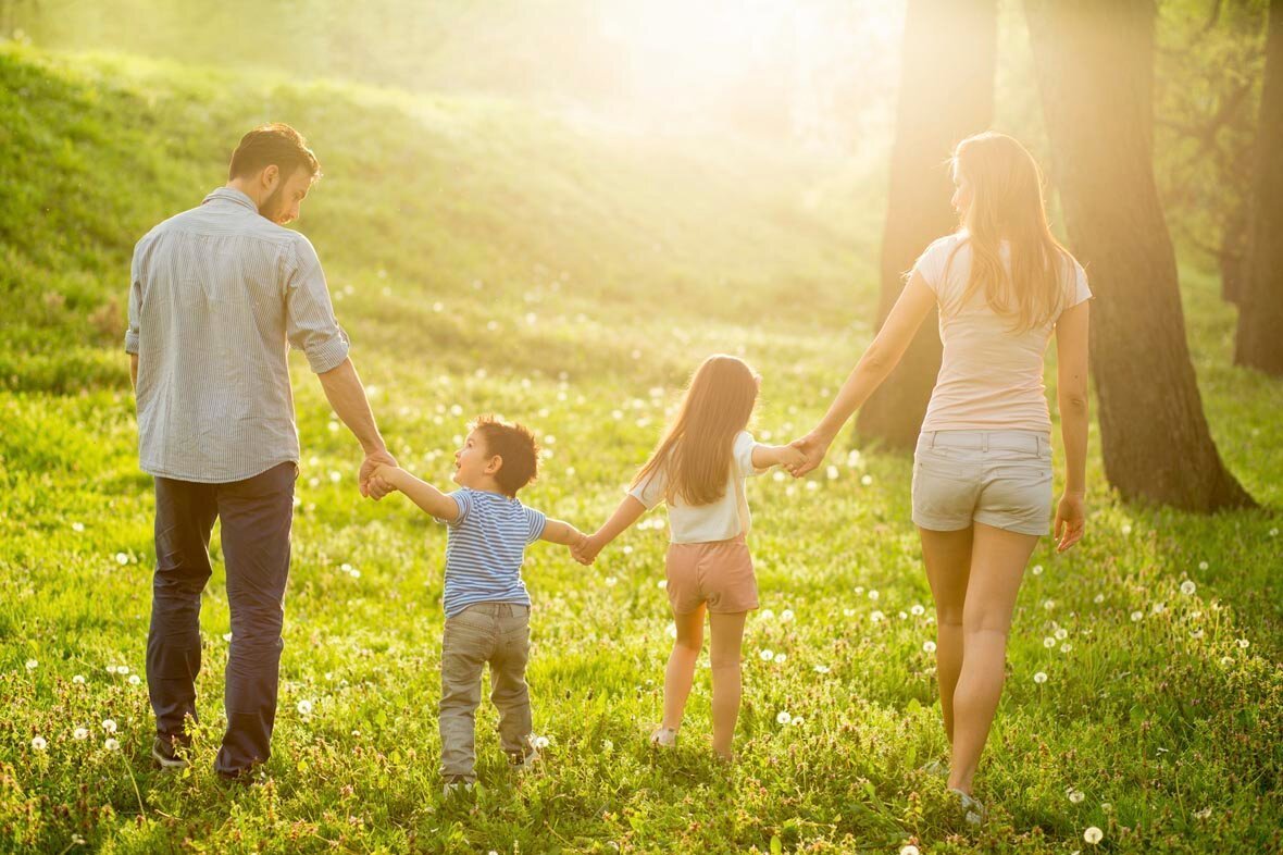 Счастливая СЕМЬЯСЕМЬЯ