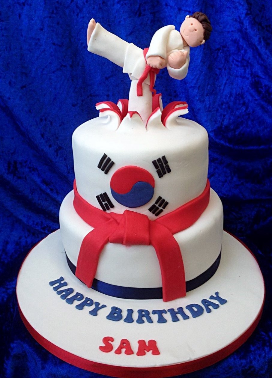 Открытка с днем тренера по фитнесу