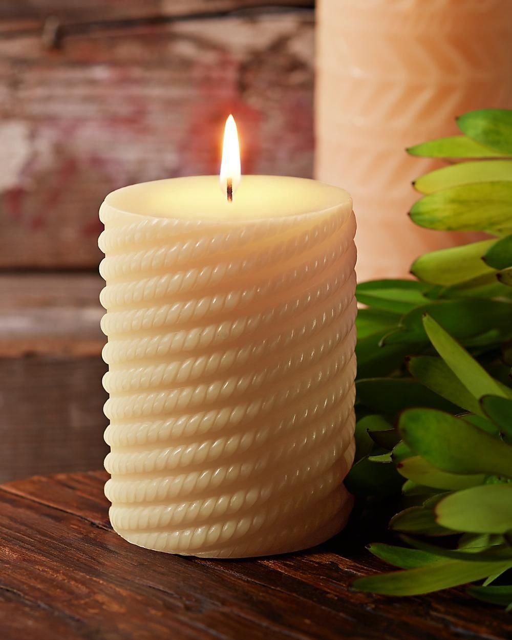 Восковые свечи