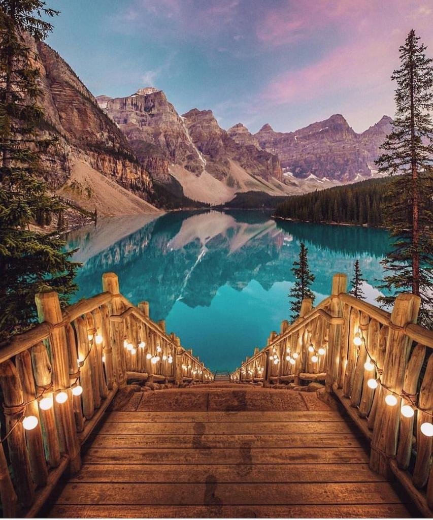 Озеро Морейн Альберта Канада