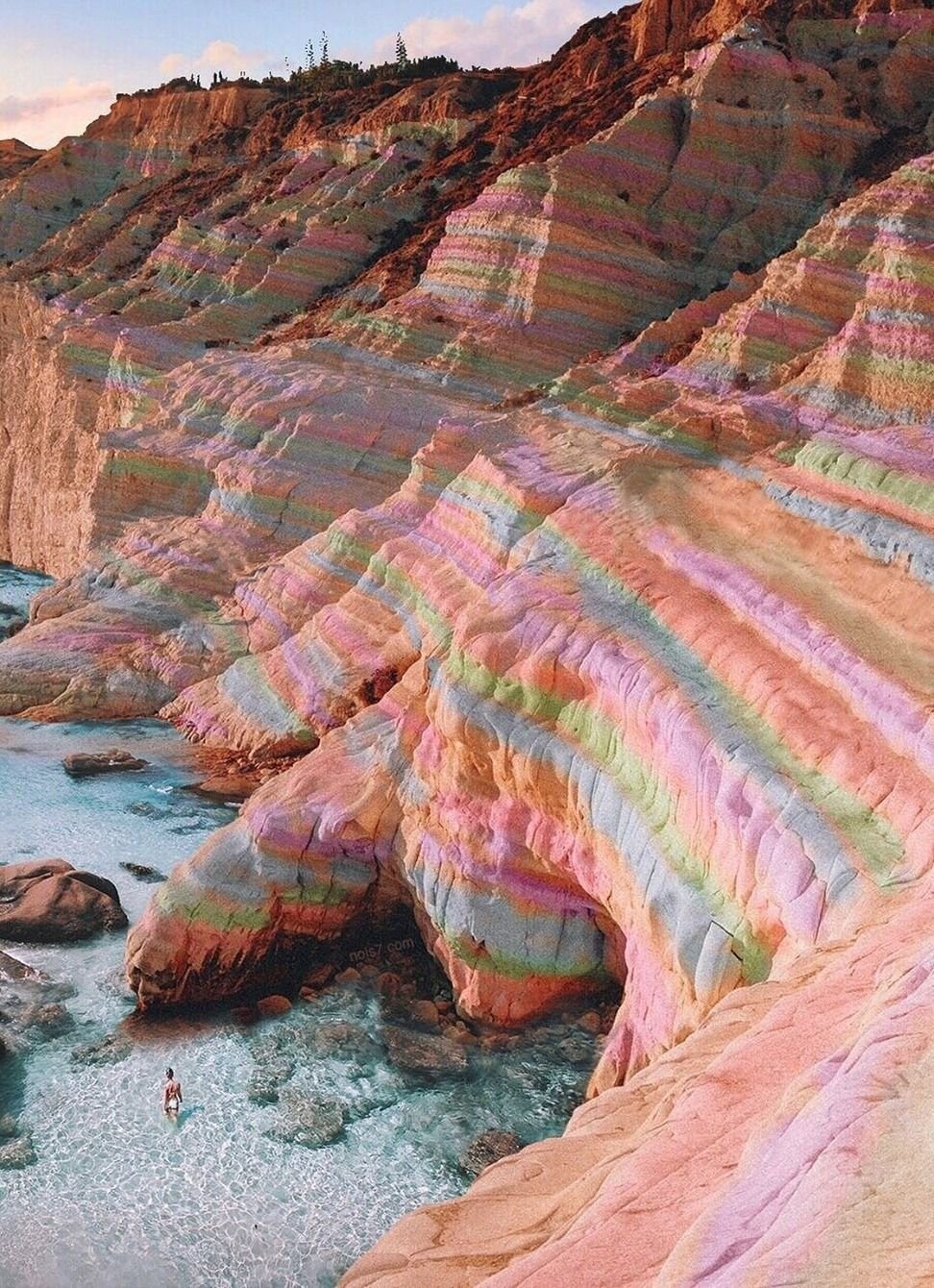 Цветные скалы Чжанъе Данксиа