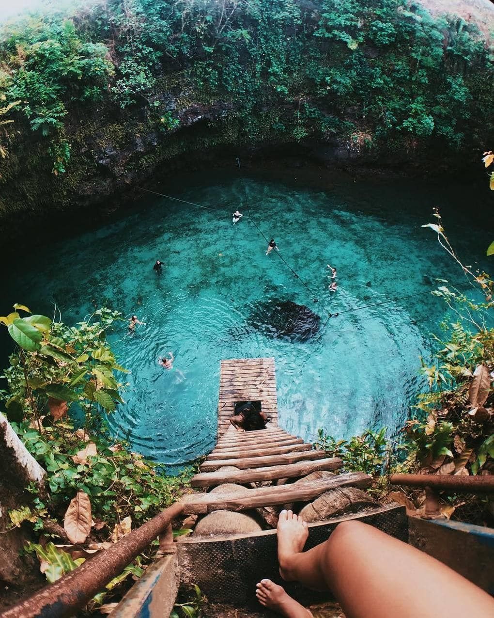 То-Суа, природный бассейн на острове Уполу, Самоа