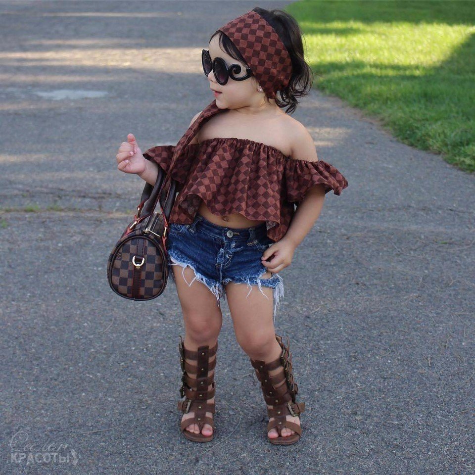 Прикольные маленькие модницы