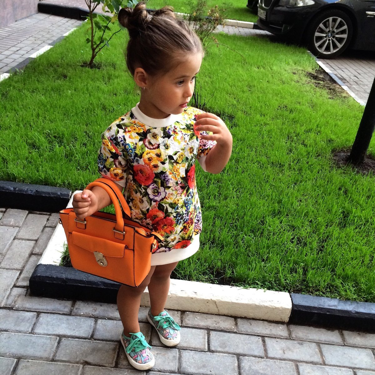 Ариела Устименко-Вайнштейн