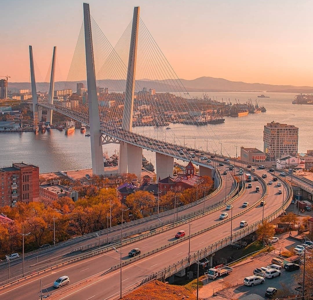 Вантовый мост Владивосток