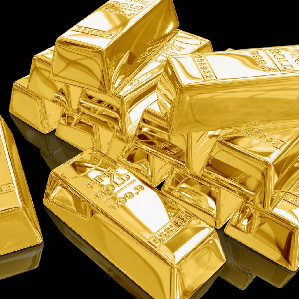 Золотые украшения со слитком