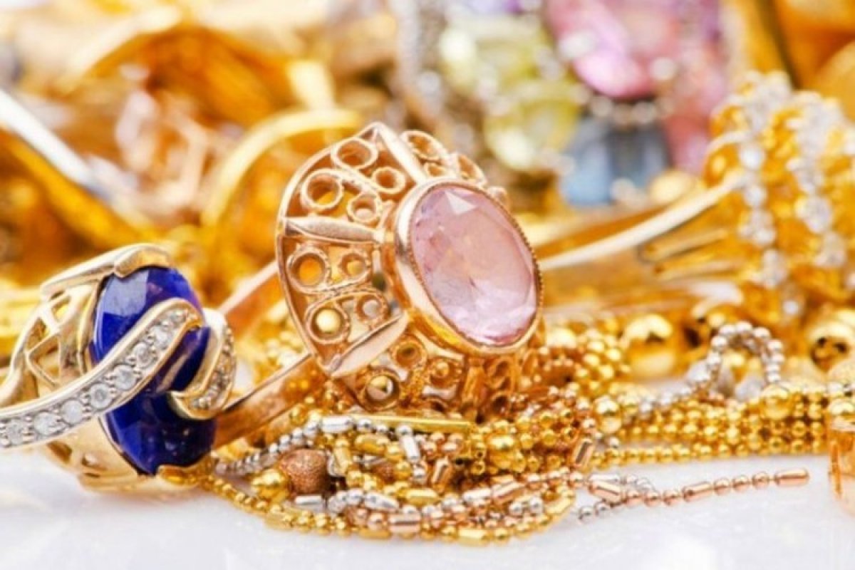 Золотые ювелирные украшения