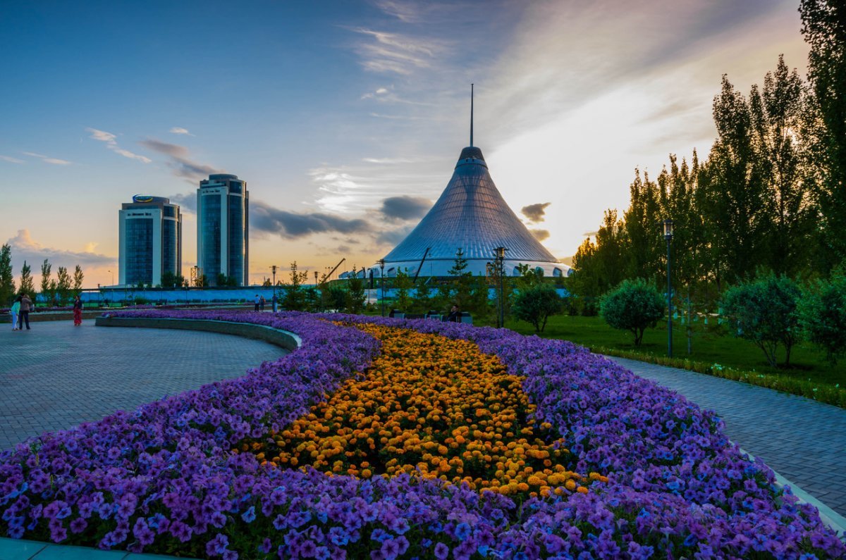 Ночная Астана