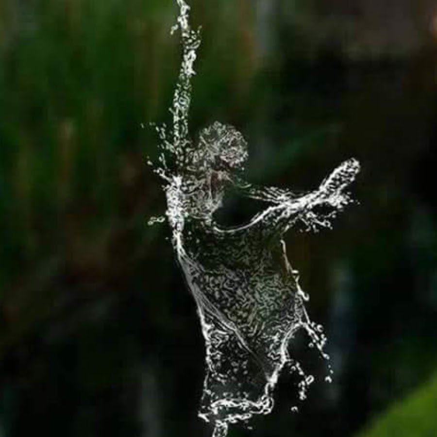 Струйка воды