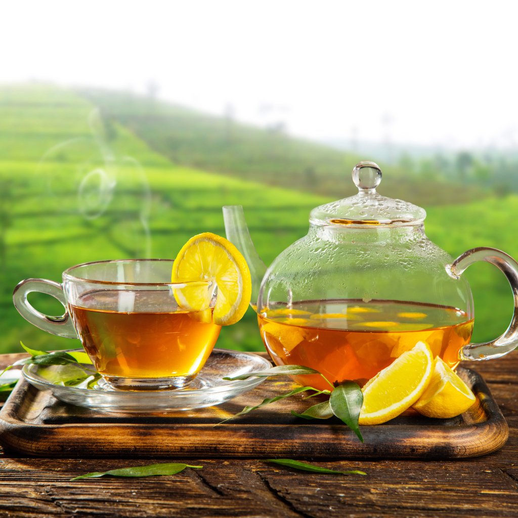Чашка чая с лимоном