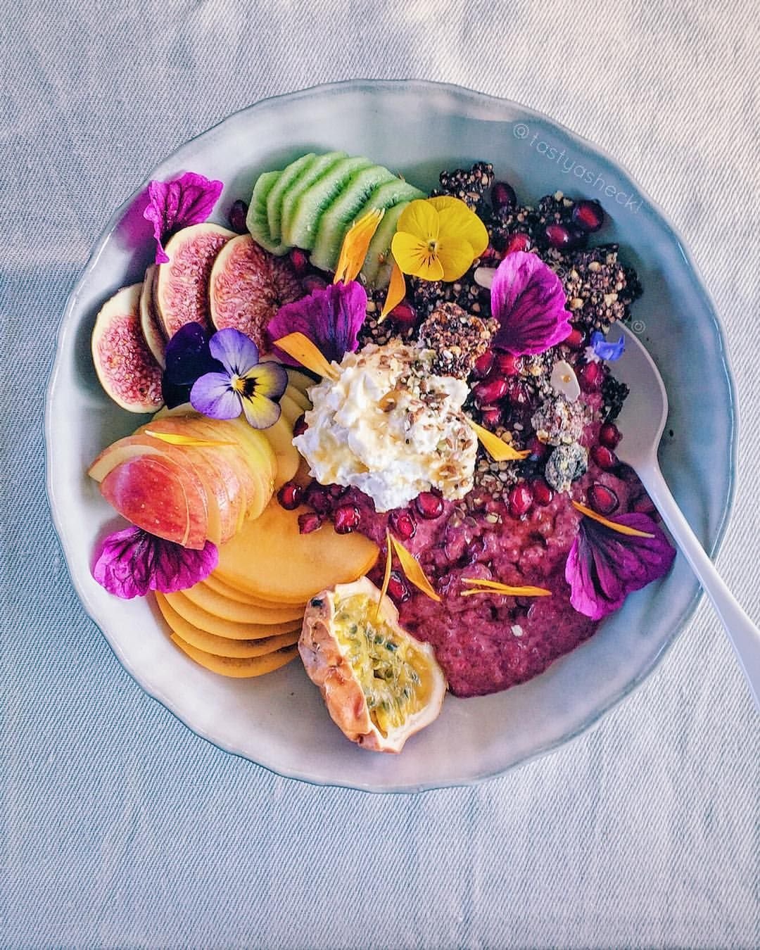 Яркие и красивый блюда