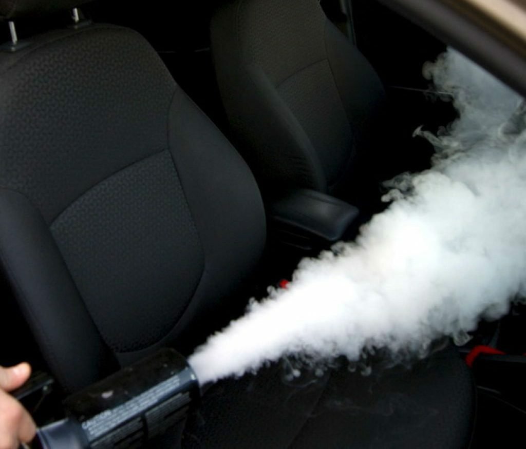 Сухой лёд и вода